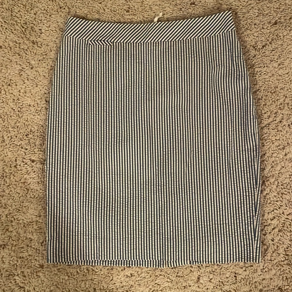 J Crew Seersucker Pencil Skirt